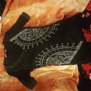 3/$15🚨SCREENED Small Graphic Top